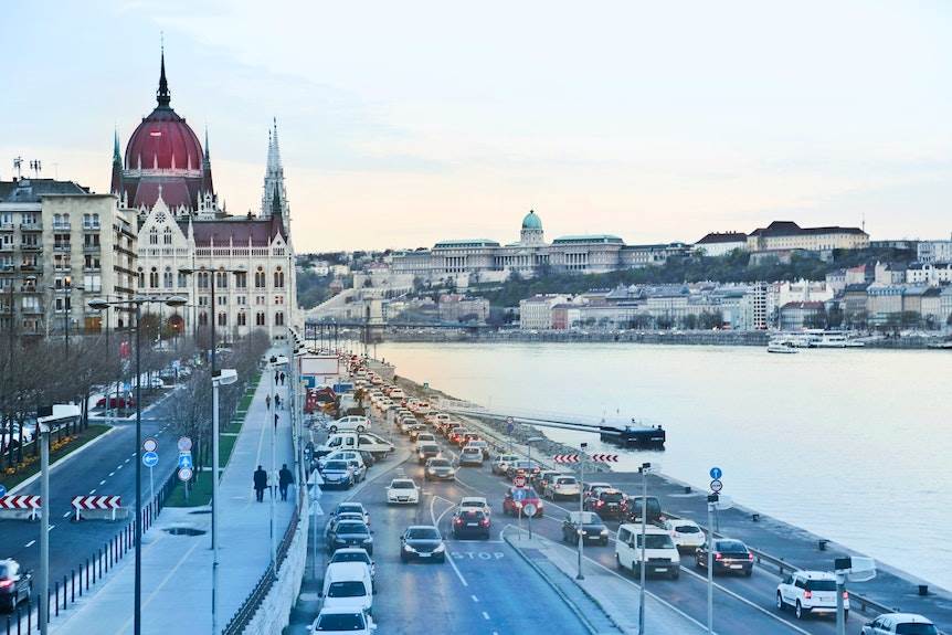 How to Get From Budapest Airport to City Centre